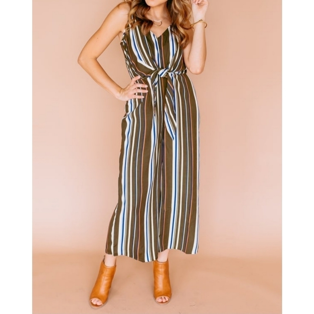 NWOT Timing Striped Strappy Sleeveless Ankle Cropped Jumpsuit